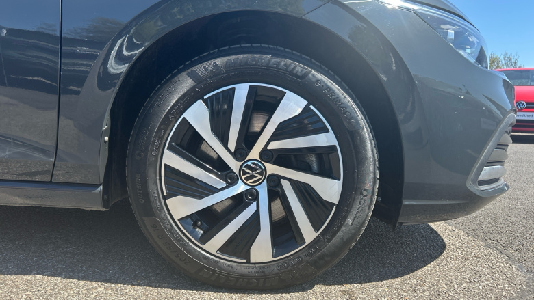 Volkswagen Golf 1.4 TSI eHybrid Style 5dr DSG Hatchback